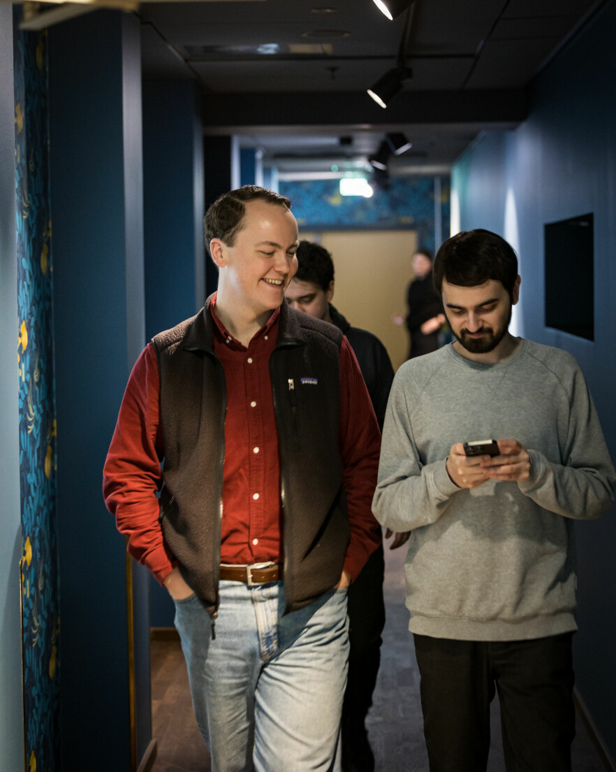 Jørgen Nyborg-Christensen og Arsalan Khalid starter i Computas. 📸: Computas