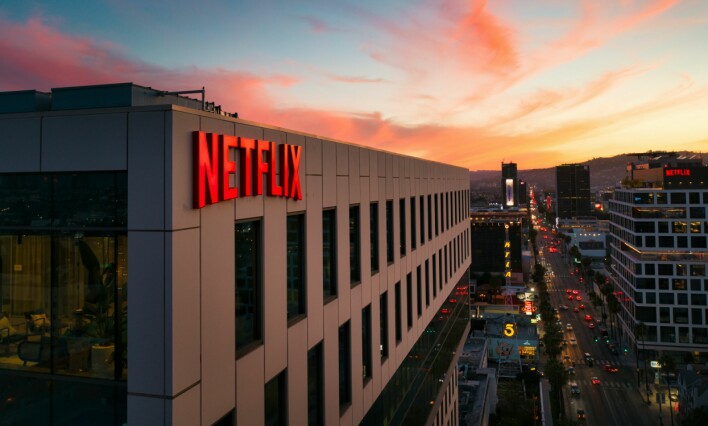 Netflix vil slippe å betale 30 prosent gebyr til Apple, og heller håndtere betalingen selv. 📸: Venti Views / Unsplash