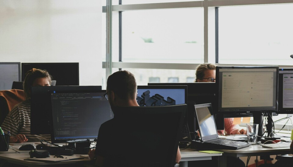 Utviklere ville ikke bli påtvunget JetBrains' AI-assistent. Nå snur selskapet. 📸: Sigmund, Unsplash