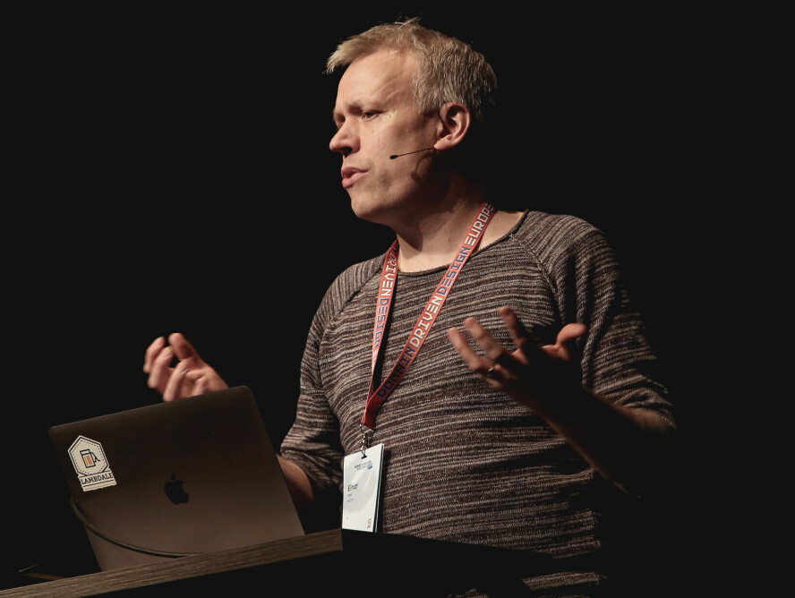 – Privat bruker jeg mest Visual Studio Code.
Det er litt rart, for jeg er ikke så veldig glad i det. Først og fremst er det ganske sluggish, forteller Einar Høst i NAV i Mine Verktøy. 📸: Privat