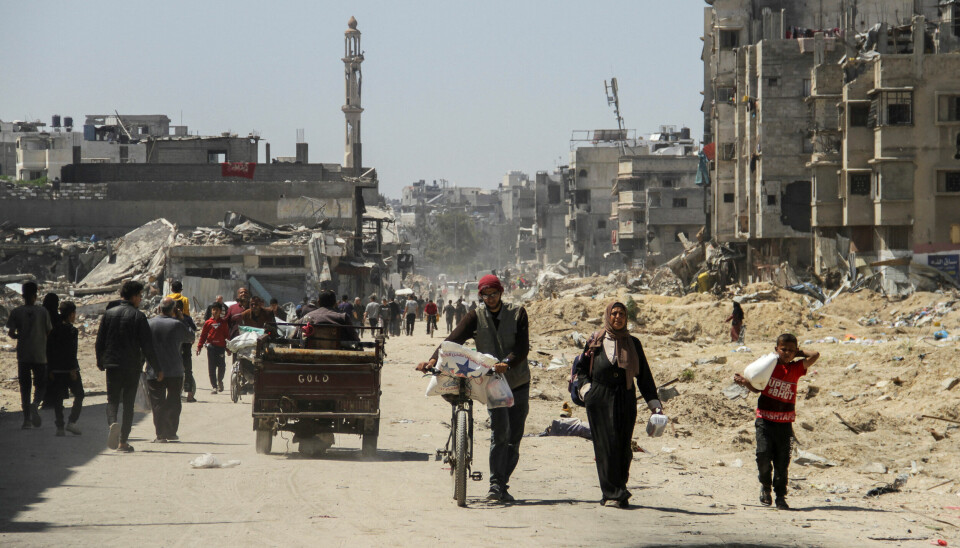 Palestinere i et utbomba Gaza City. 📸: REUTERS / Mahmoud Issa / NTB