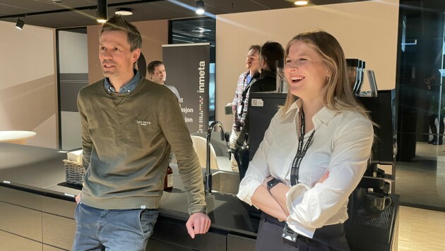 Det blir alltid tid til en prat ved kaffemaskinen. 📸: Inmeta