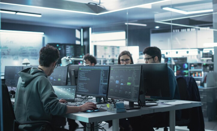 Andre kodeassistenter er ikke gode nok på Java og SQL, hevder Oracle – og lanserer sin egen kodeassistent. 📸: NTB / Shutterstock