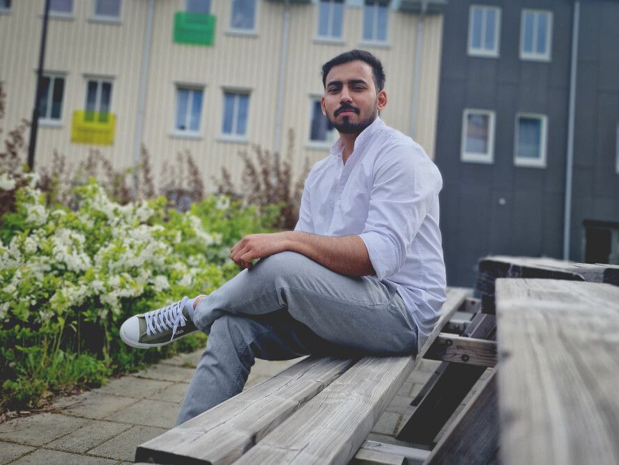 Zain Ul Abdin er nyutdannet utvikler fra Universitetet i Sørøst-Norge, men får seg ikke jobb. Snart må han tilbake til Pakistan. 📸: Privat