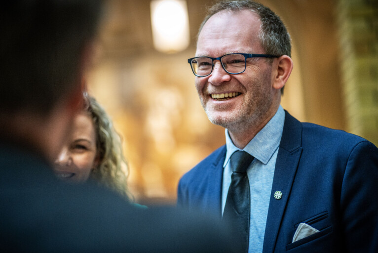 Oddmund Hoel er overveldet over responsen på utlysningen av midler til AI-sentre. 📸: Ole Berg-Rusten / NTB
