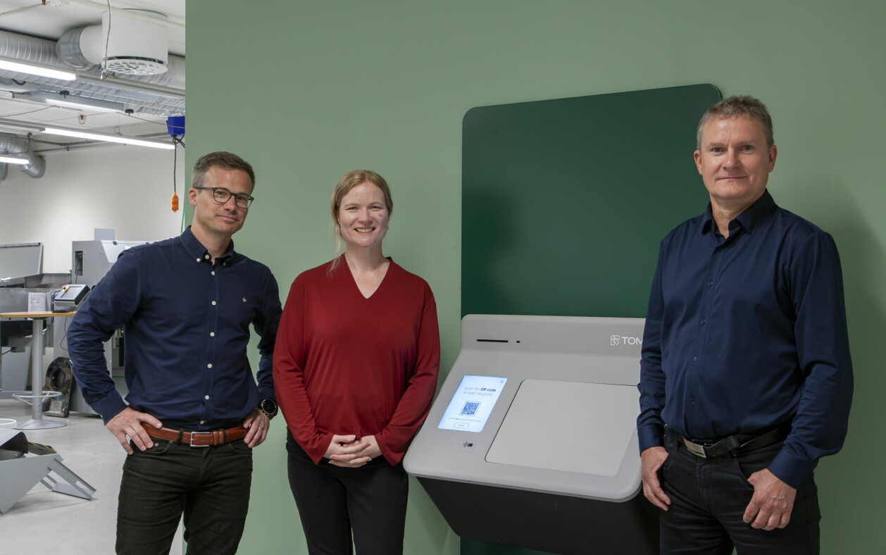 Produktsjef Jonas Døvik, kommunikasjonssjef Zara Lauder og Senior Software Engineer Rune Hamnvik. 📸: Kurt Lekanger