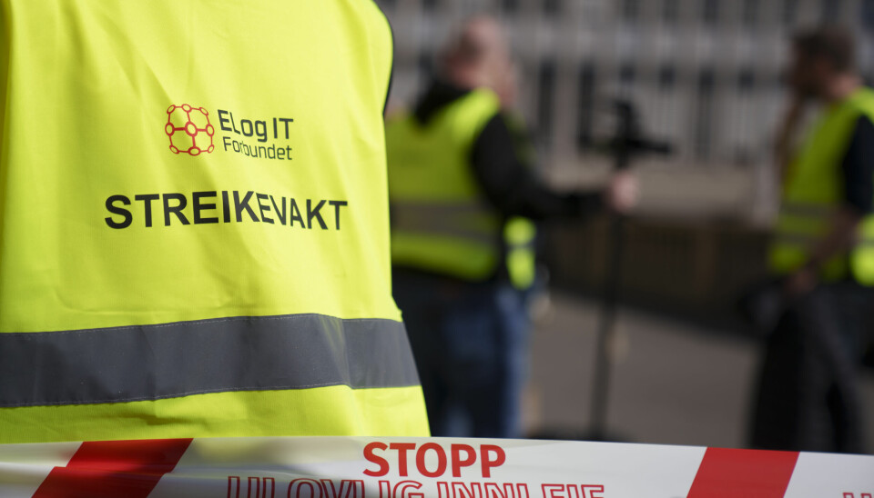 De streikende medlemmene av EL og IT kan vrenge av seg streikevesten for denne gang, etter at partene ble enige tirsdag. 📸: Lars Thomas Nordby / NTB