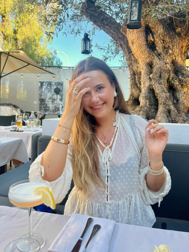 – Når jeg er ferdig med å studere, har jeg veldig lyst til å komme i et miljø hvor folk er sosiale og det er flere unge, sier Sellæg. 📸: Privat