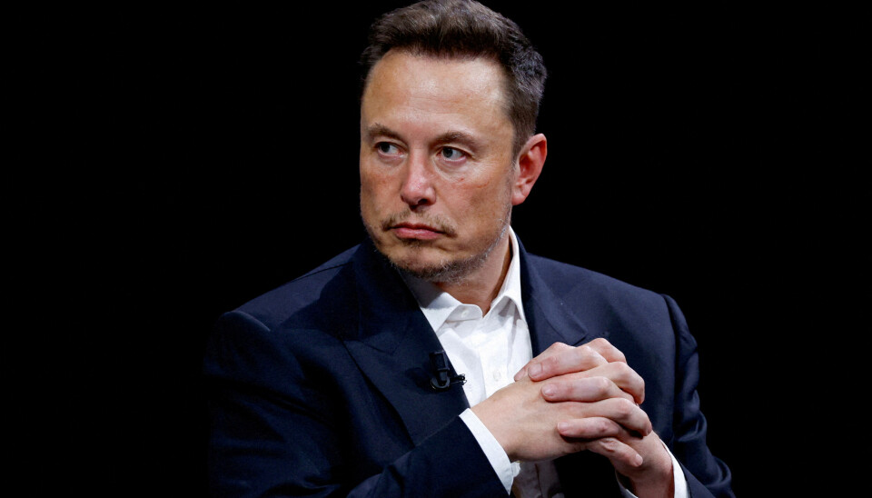Elon Musk og X er nå i full gang med å trene AI-assistenten Grok på brukernes innhold. 📸: Gonzalo Fuentes / Reuters / NTB