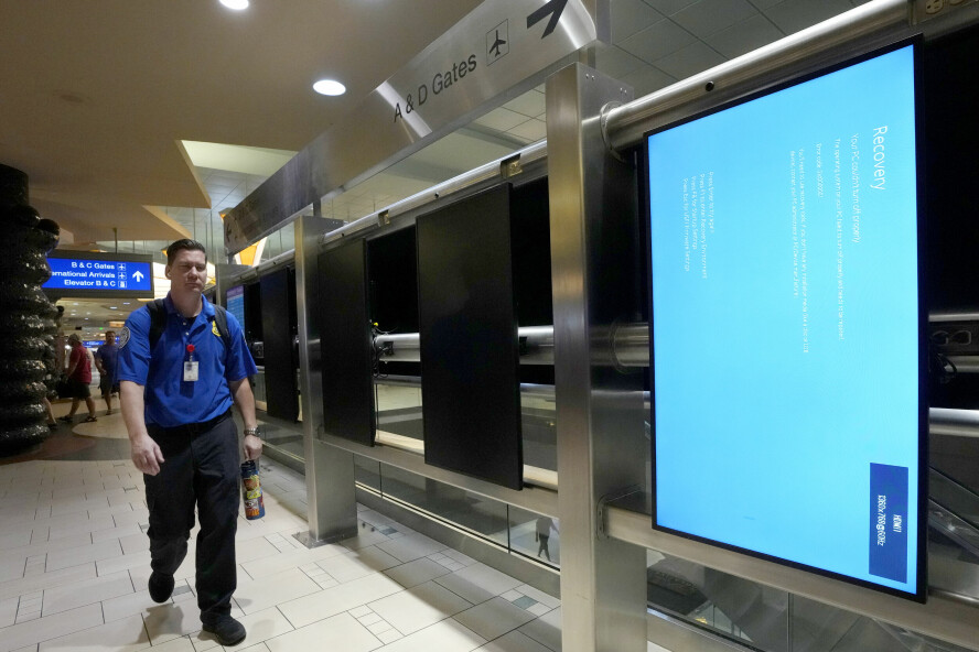 Crowdstrike-feilen slo ut 8,5 millioner Windows-PC-er rundt om i hele verden, og skapte store problemer for blant annet flytrafikken. 📸: Ross D. Franklin / AP / NTB