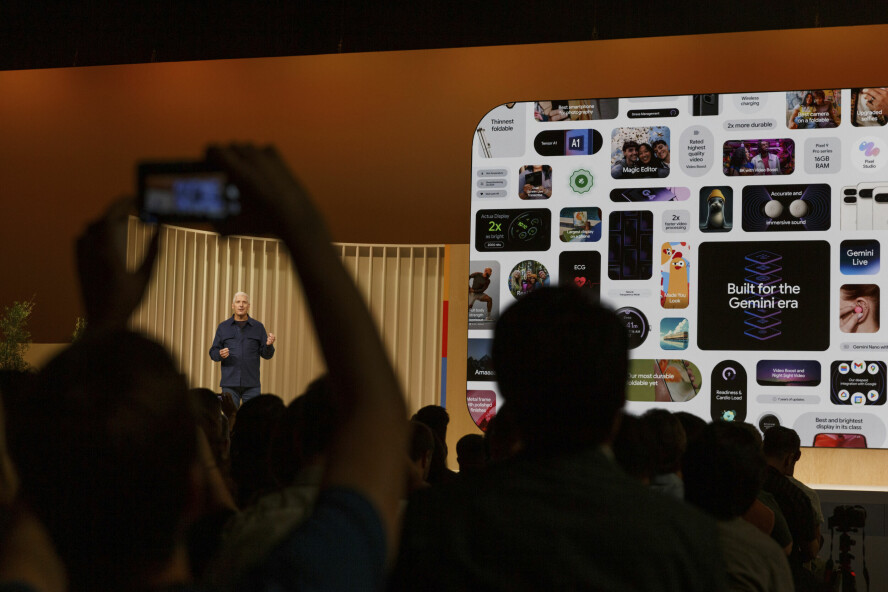 Googles 'Senior Vice President of Platforms & Devices' Rick Osterloh på Made By Google 24. 📸: AP Photo / Juliana Yamada / NTB
