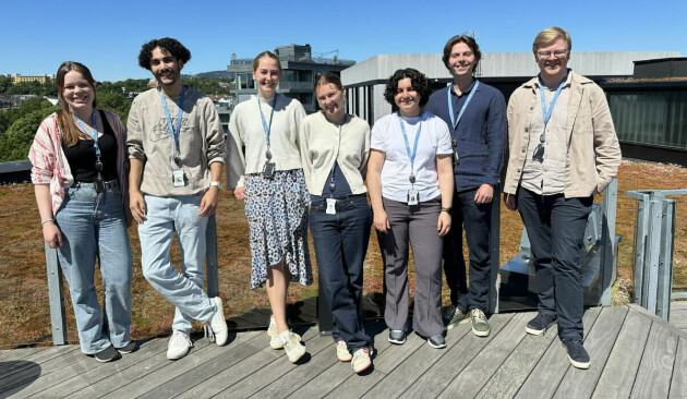 Gjengen med sommerstudenter som Maren jobbet med; Anna Hansgård, Reduan Azouaghe, Hanne Tveit Heggland, Maren Kjensli, Sara Ahmadi, Anders Bommo og Andreas Conradi Nitschke. 📸: Privat