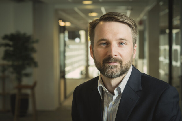 Mats Bjønnes i Forbrukertilsynet forteller at det ikke er bare, bare å garantere noe som helst innenfor norsk lov. 📸: Ole Petter Baugerød Stokke