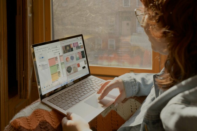 Windows 11 har fortsatt ikke tatt av, tre år etter lansering. 📸: Windows / Unsplash