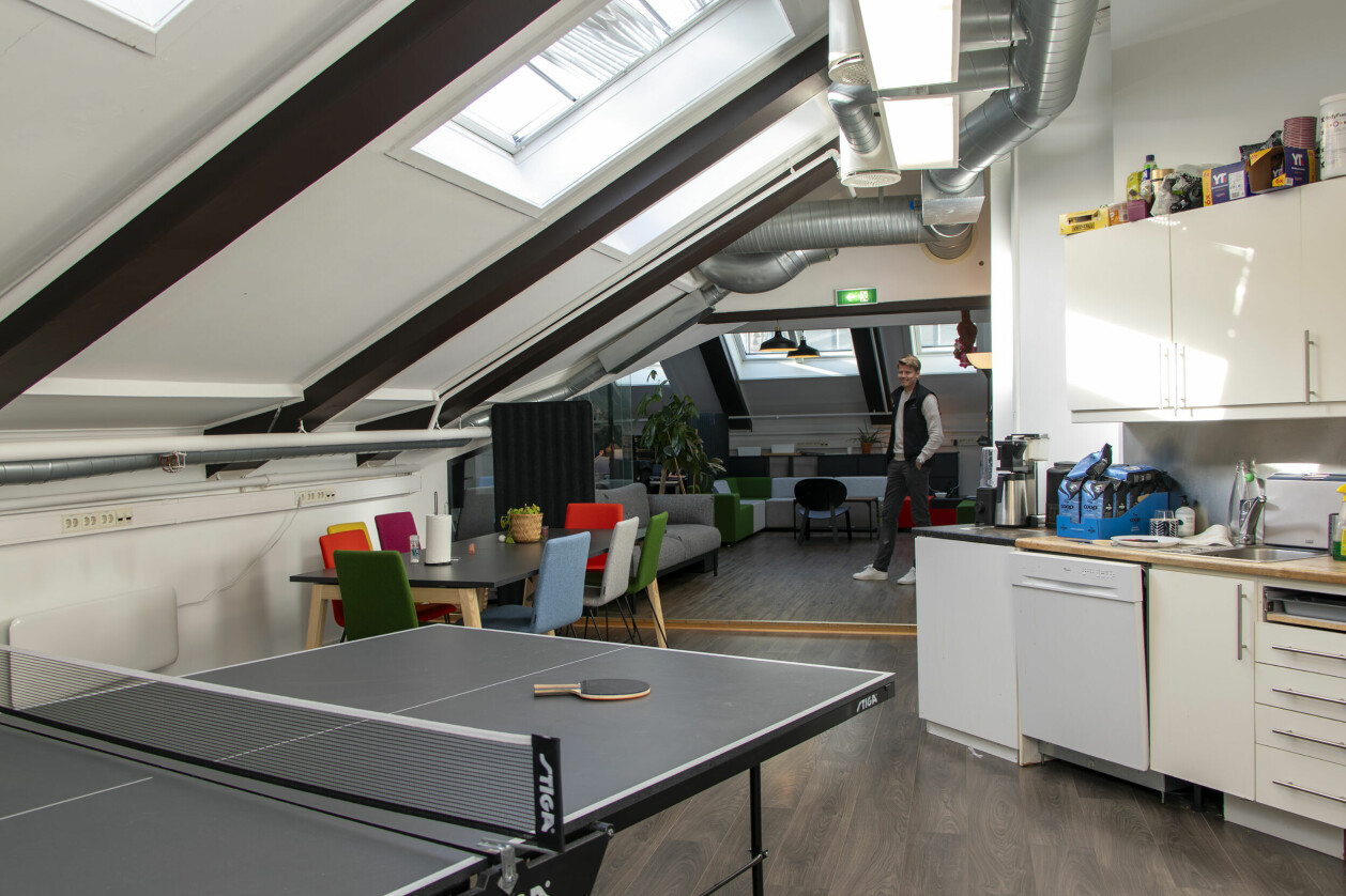 Alle startups med respekt for seg selv har et bordtennisbord. 📸: Kurt Lekanger