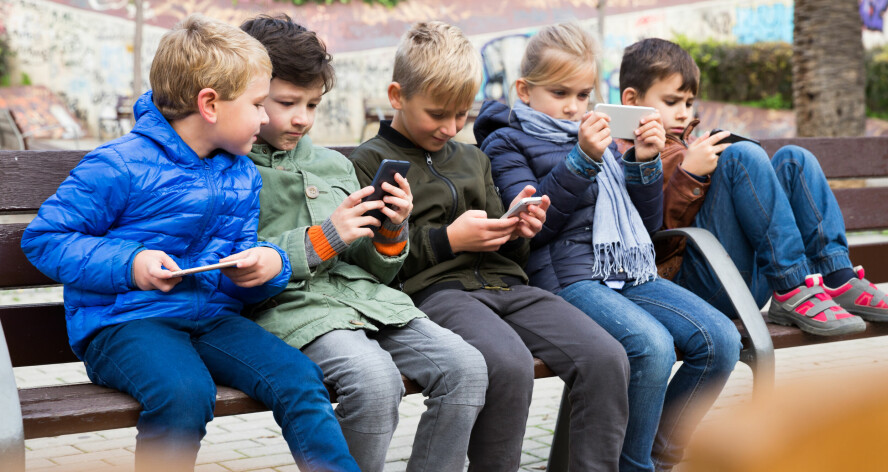 Barn skal ikke på sosiale medier, om regjeringen får det som de vil. 📸: Shutterstock / NTB