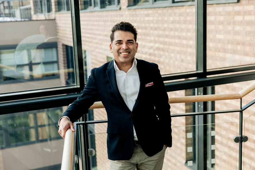 Pandula Bandhusena, leder for Cloud & Custom Applications-enheten i Capgemini Norge. 📸: Ronja Sagstuen Larsen