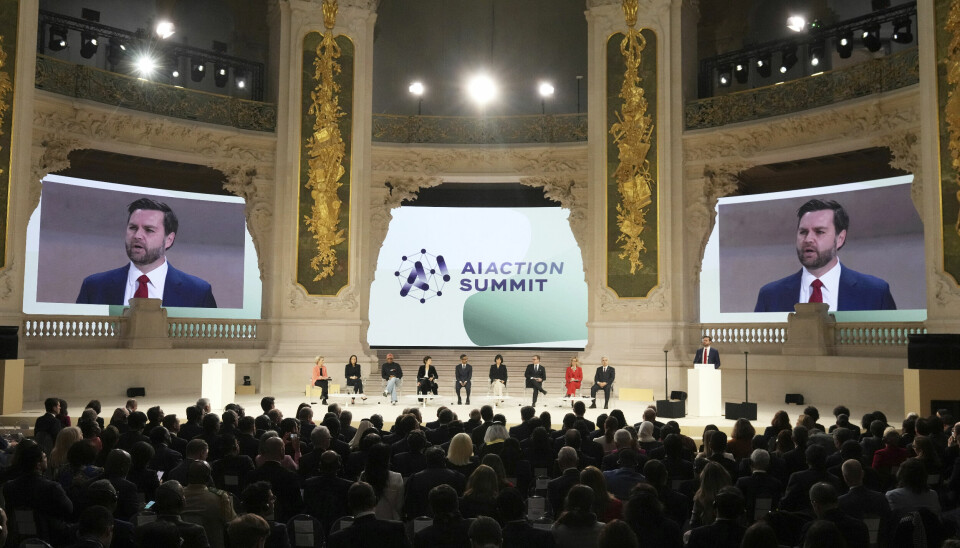 Visepresident J. D. Vance representerte USA under AI-toppmøtet denne uka. Han forlot Paris uten å signere på en slutterklæring om hva AI kan utvikles til. 📸: Michel Euler / AP / NTB