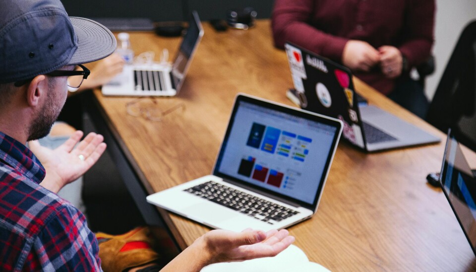 Gjennom Interop-prosjektet samarbeider de store nettleserprodusentene om å få til mest mulig perfekt støtte for nye web-standarder (illustrasjonsfoto). 📸: Headway, Unsplash