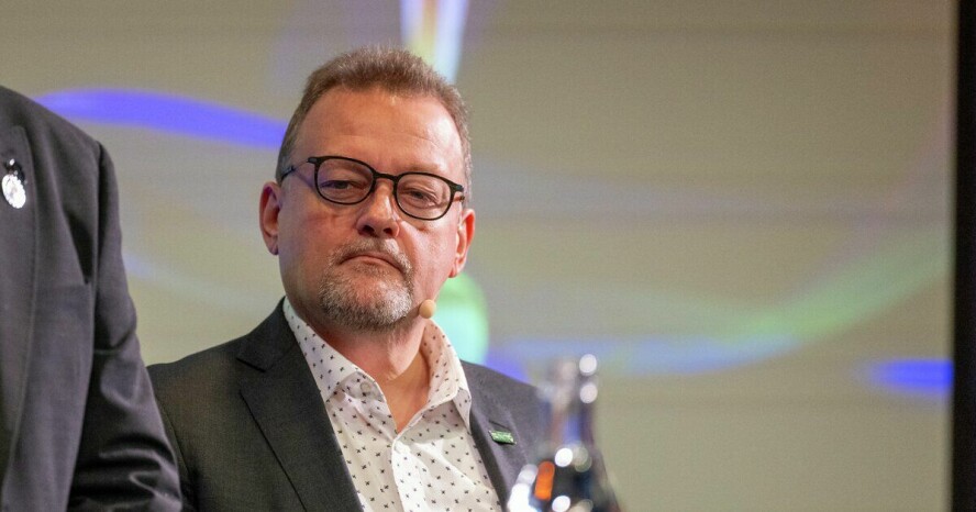 NITO-president Kjetil Lein sier det er stort behov for teknologer og ingeniører i framtiden. Mens antallet bedrifter som bruker AI øker, tror færre på at AI vil føre til nye arbeidsplasser. 📸: Sebastian Storvik / NITO