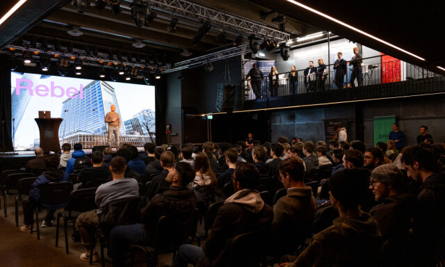 På Techmeet får elever i Oslo-området møte potensielle lærlingbedrifter. 📸: Privat
