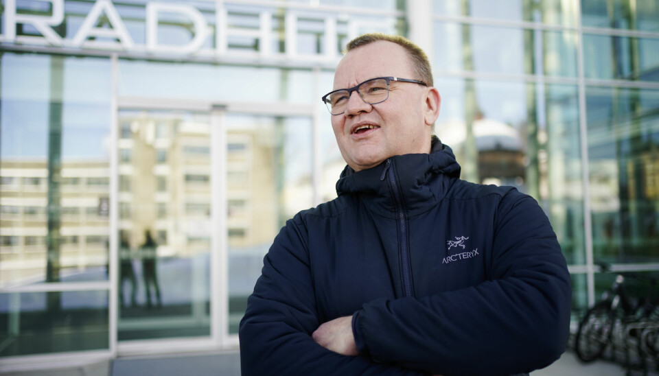 Kommunedirektør i Tromsø Stig Tore Johnsen bekrefter at de har brukt AI i rapport. Han sier det er viktig at folk har tillit til de beslutningene politikerne skal ta. 📸: Terje Pedersen / NTB