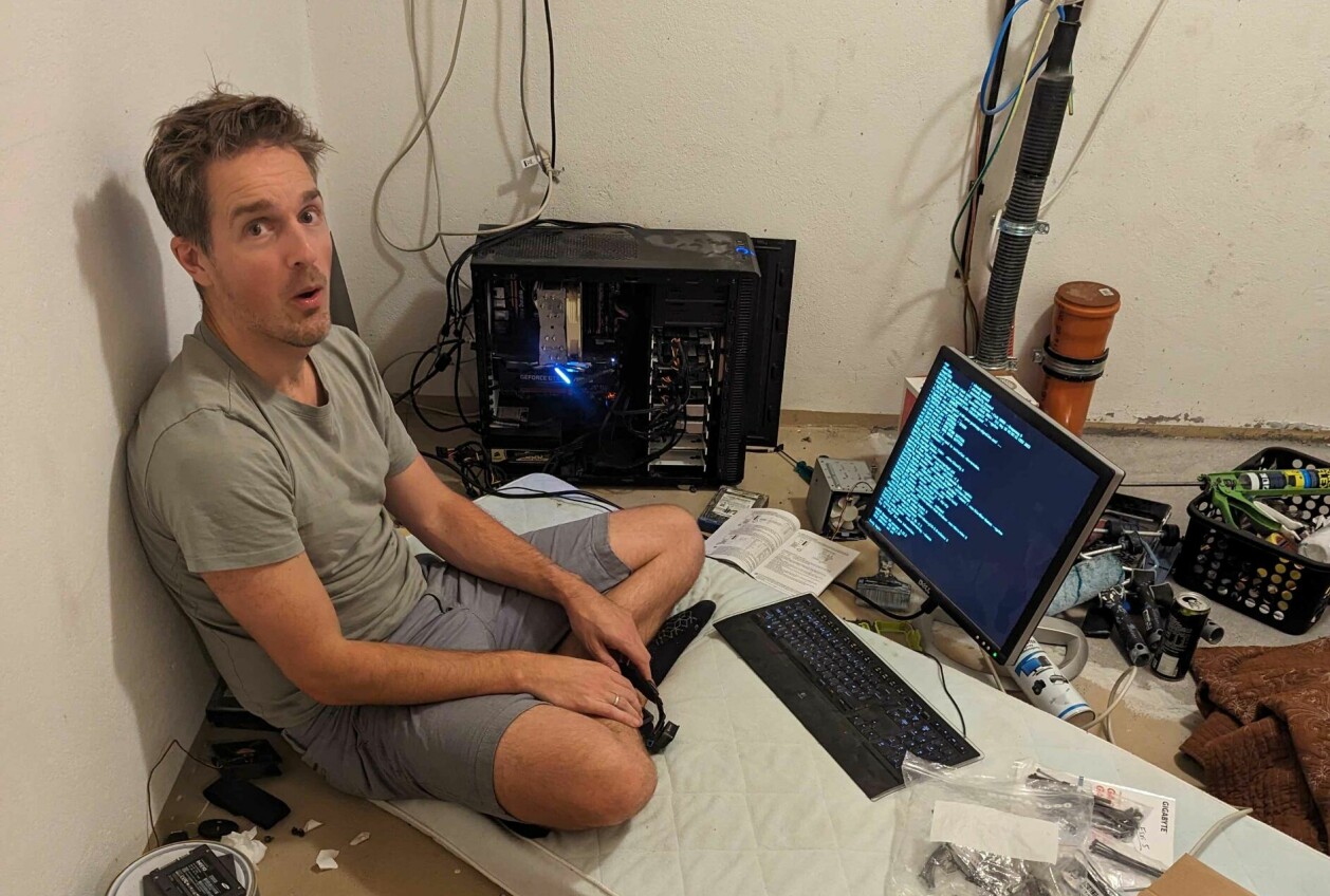 Amund Skullerud kjører BØRDBOX på en server i kjelleren. 📸: Privat