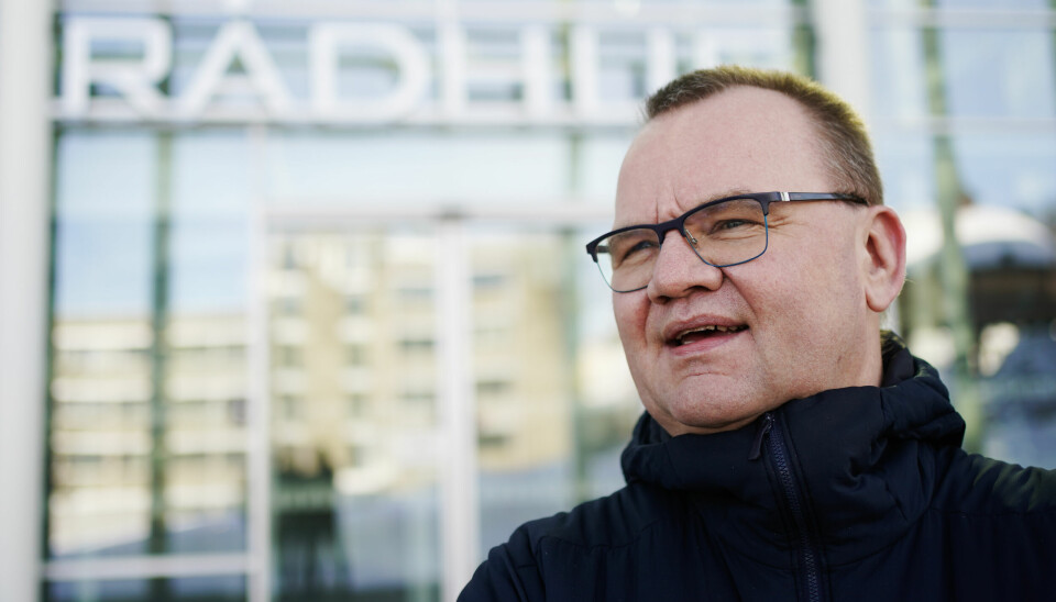 Kommunedirektør Stig Tore Johnsen i Tromsø kommune forklarer at det er viktig å få gjennomført en ekstern granskning av AI-skandalen i kommunen, slik at de kan bygge opp igjen tilliten til prosessen. 📸: Terje Pedersen / NTB