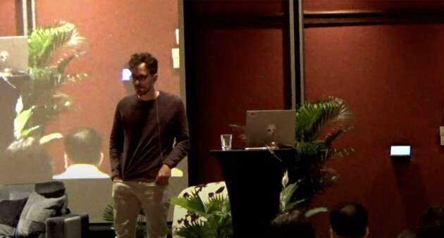 Karl Lundfall i Kahoot under React Norway. 📸: React Norway, klipp fra YouTube-strøm.