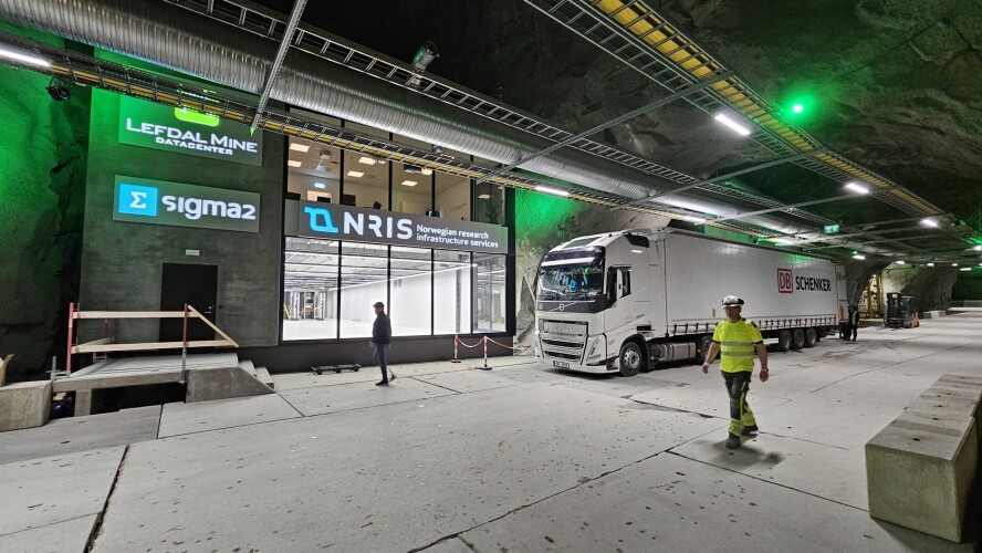 I starten av april ankom Olivia til den gamle gruva den skal ha tilhold. Nå er den offisielt åpnet.📸: Sigma2