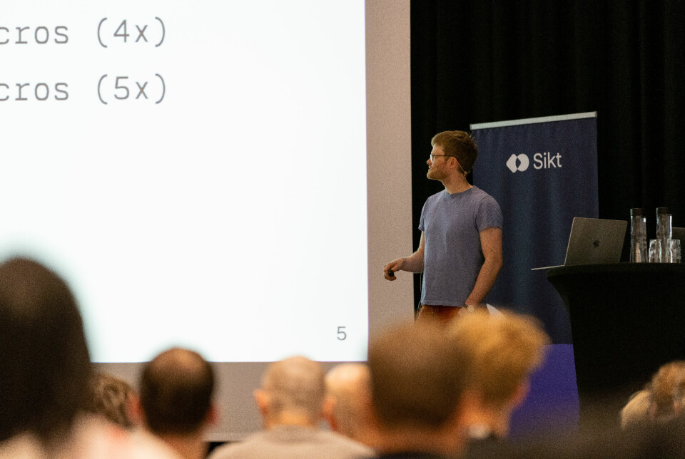 Å forbedre hastigheten på et gammelt legacysystem skulle vise seg å være mer komplisert enn først antatt, oppdaget Ivar Refsdal, systemutvikler i Sikt.
