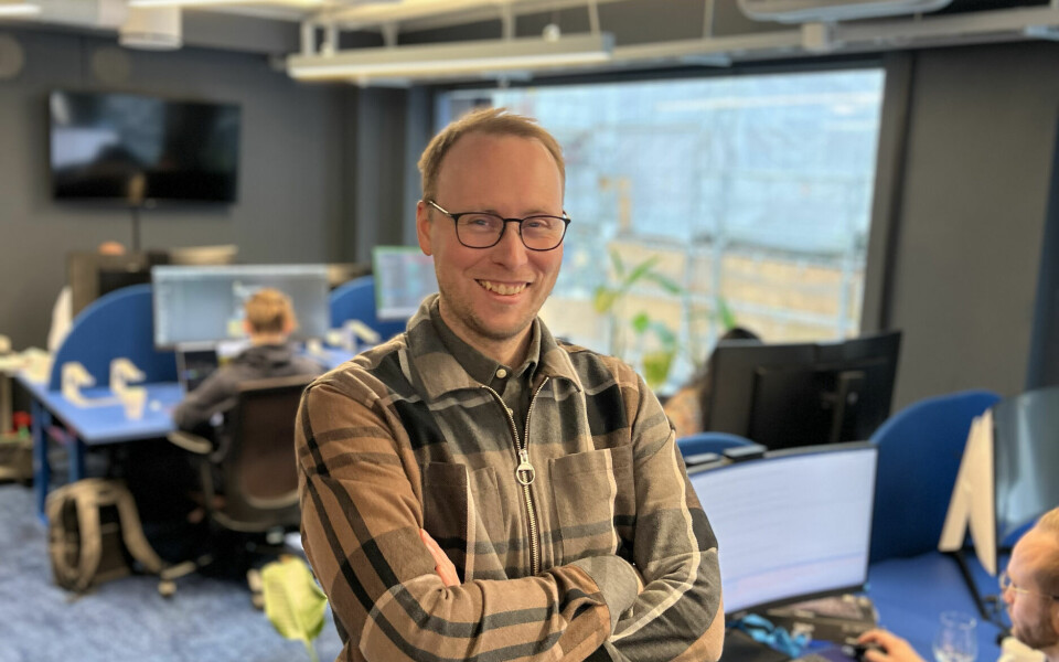 image: {Article.title}